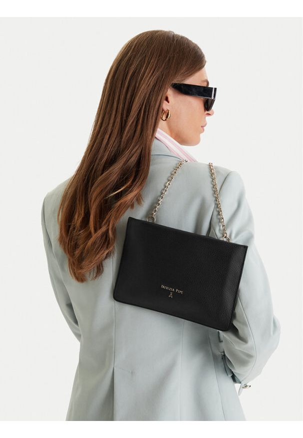 Patrizia Pepe Torebka 8B0335/L001-K103 Czarny. Kolor: czarny. Materiał: skórzane