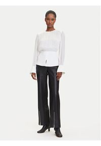 Karl Lagerfeld - KARL LAGERFELD Bluzka A3W11025 Écru Slim Fit. Typ kołnierza: dekolt w karo. Materiał: wiskoza #5