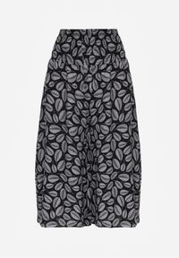 Renee - Czarne Bawełniane Spodnie z Szerokimi Nogawkami 7/8 i Gumką w Pasie Elenthe. Kolor: czarny. Materiał: bawełna. Wzór: aplikacja #2