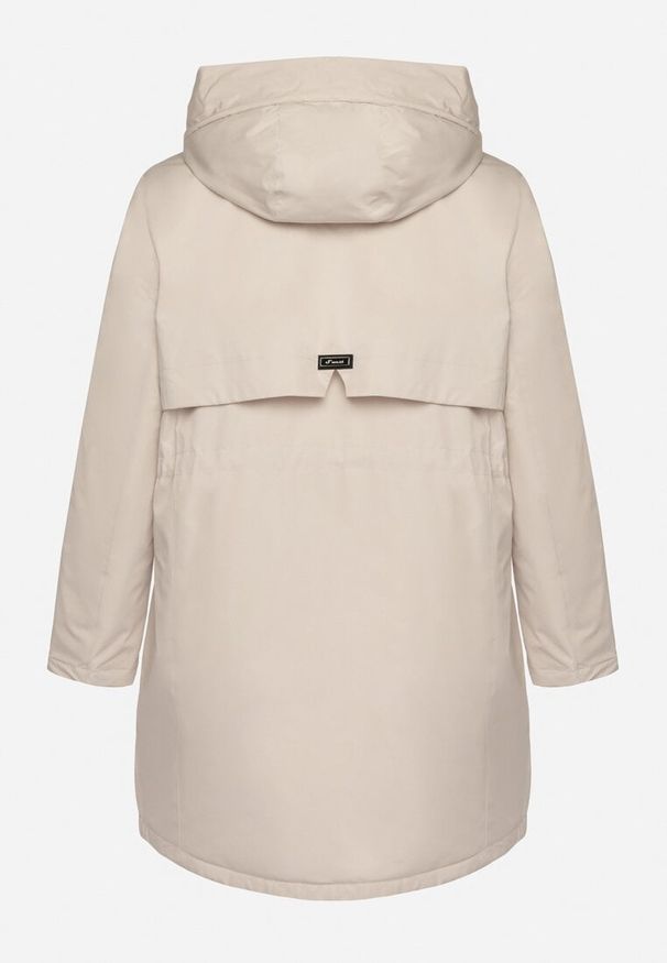 Born2be - Jasnobeżowa Kurtka Typu Parka z Kapturem i Podpinanymi Rękawami Falunea. Okazja: na spacer, na co dzień. Typ kołnierza: kaptur. Kolekcja: plus size. Kolor: beżowy. Materiał: jeans. Styl: elegancki, casual, klasyczny, sportowy