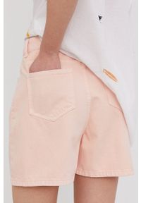 Answear Lab Szorty damskie kolor różowy gładkie high waist. Okazja: na co dzień. Stan: podwyższony. Kolor: różowy. Materiał: materiał. Wzór: gładki. Styl: wakacyjny #3