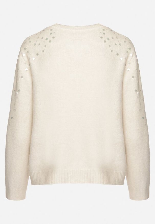 Born2be - Jasnobeżowy Sweter z Bawełną Ozdobiony Cekinami Ceana. Okazja: na co dzień. Kolor: beżowy. Materiał: bawełna. Długość rękawa: długi rękaw. Długość: długie. Wzór: aplikacja. Styl: elegancki, casual