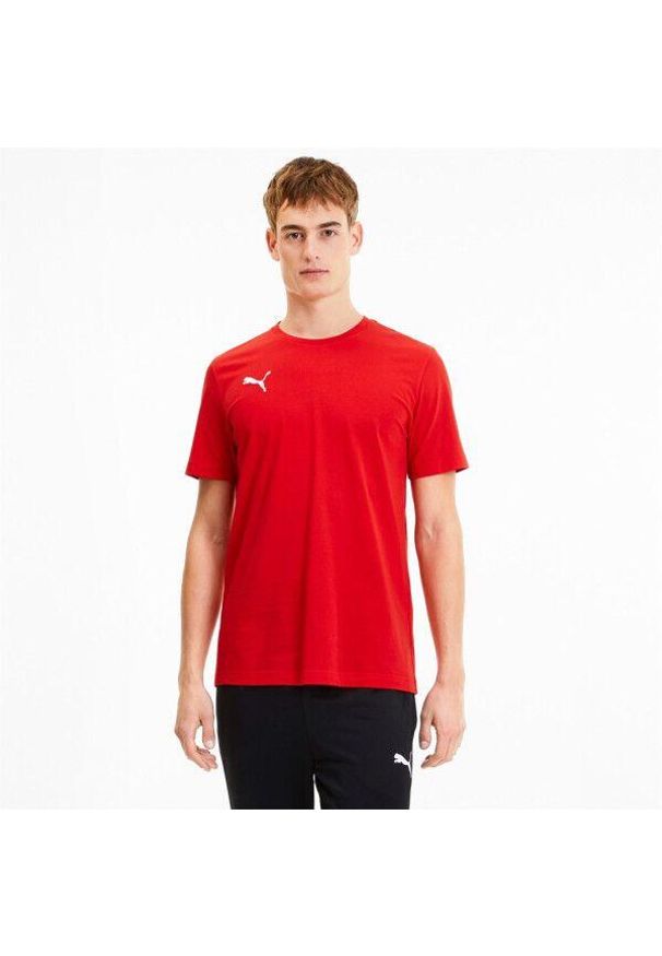 Czerwony T-Shirt Puma Teamgoal 23 Casuals Tee Dorosłych. Kolor: czerwony. Materiał: bawełna. Sezon: lato. Sport: piłka nożna, fitness