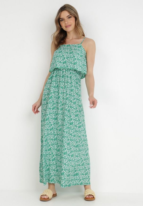 Born2be - Zielona Sukienka z Wiskozy Melline. Okazja: na plażę. Kolor: zielony. Materiał: wiskoza. Długość rękawa: na ramiączkach. Wzór: nadruk. Styl: klasyczny, wakacyjny. Długość: maxi