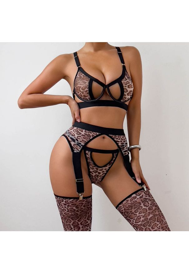 Intica - Komplet bielizny z wycięciami z dopasowanego materiału Gentjana. Kolor: czarny. Materiał: materiał