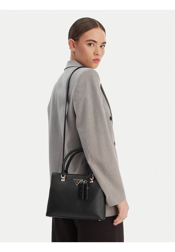 Guess Torebka Noelle II HWZG96 72050 Czarny. Kolor: czarny. Materiał: skórzane