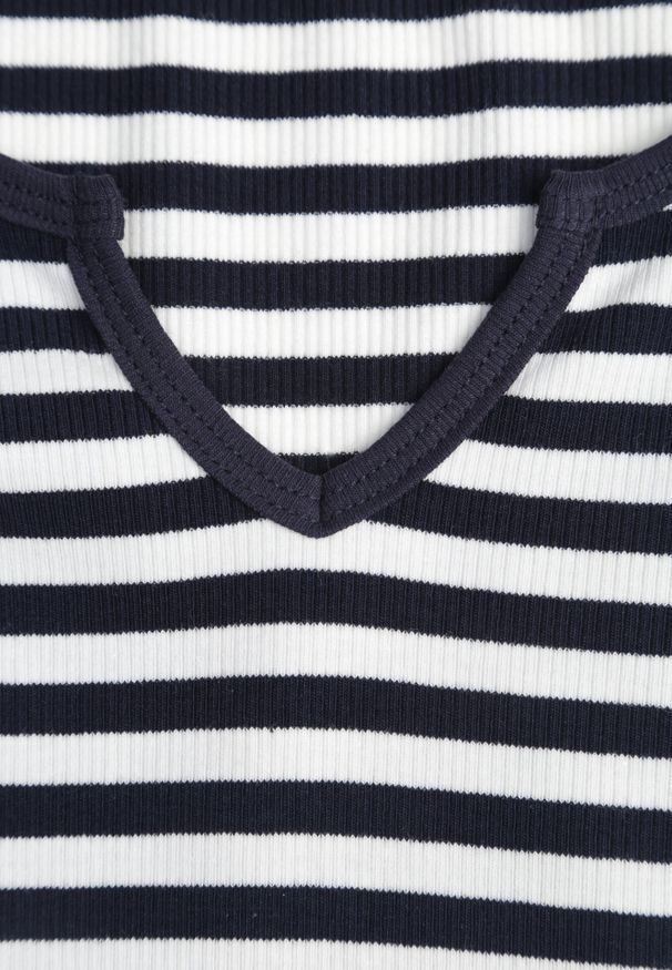 Born2be - Niebieska Rozkloszowana Sukienka z Bawełny Imitująca Bluzkę w Paski i Spódnicę Chathusa. Okazja: na co dzień. Kolor: niebieski. Materiał: bawełna. Wzór: paski. Typ sukienki: proste. Styl: retro, klasyczny, casual