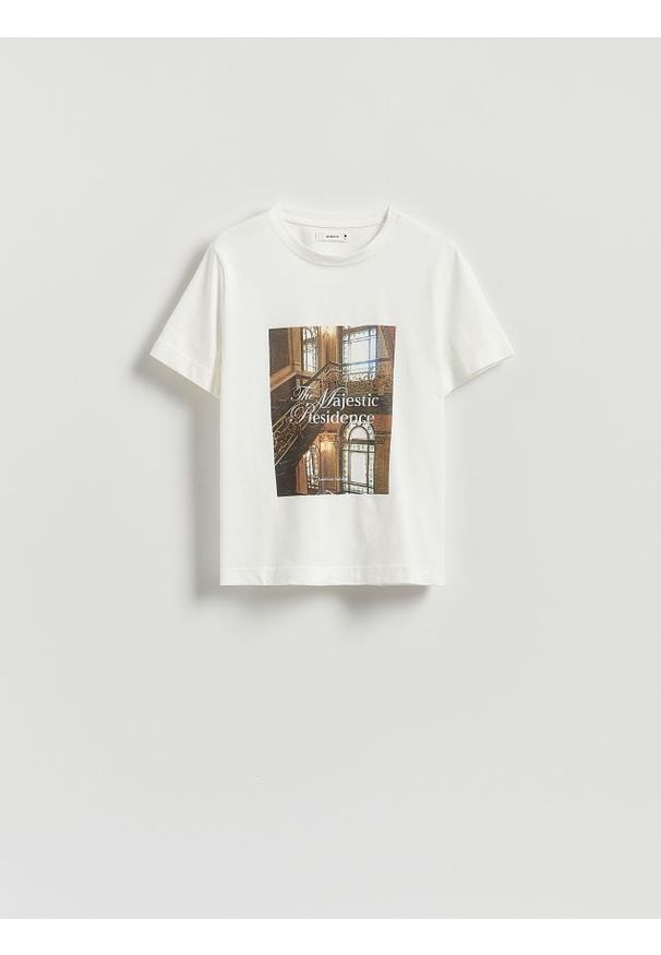 Reserved - T-shirt z nadrukiem - biały. Kolor: biały. Materiał: bawełna, dzianina. Wzór: nadruk