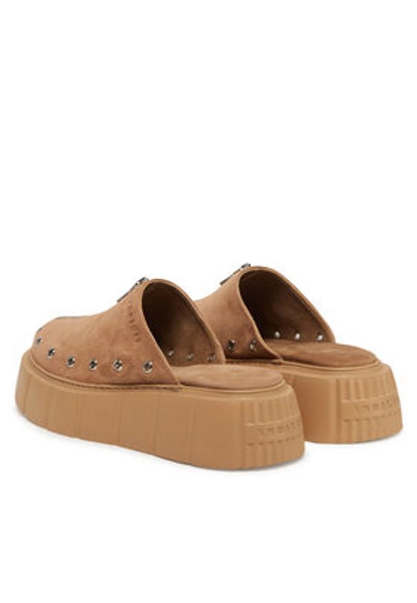 Inuikii Klapki Matila 30102-072 Beżowy. Kolor: beżowy. Materiał: zamsz, skóra