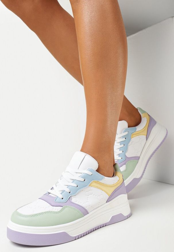 Born2be - Biało-Fioletowe Sneakersy na Grubej Podeszwie Lessa. Kolor: biały