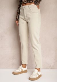 Renee - Beżowe Jeansy Mom Fit High Waist Kasena. Okazja: na co dzień. Stan: podwyższony. Kolor: beżowy. Styl: klasyczny, casual #4