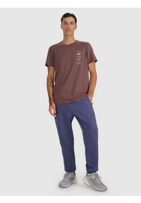 4f - 4F T-shirt regular z nadrukiem męski - brązowy XXL. Okazja: na co dzień. Kolor: brązowy. Materiał: bawełna. Długość: długie. Wzór: nadruk. Styl: casual