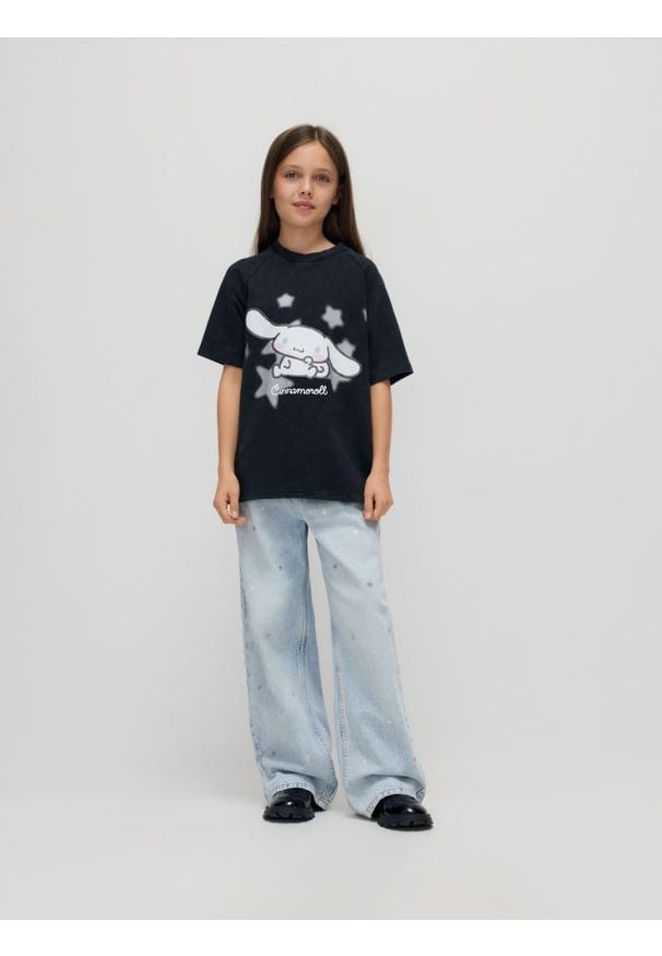 Reserved - Jeansy wide leg w gwiazdki - niebieski. Kolor: niebieski