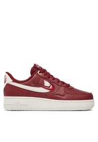 Sneakersy Nike. Kolor: czerwony. Model: Nike Air Force #1