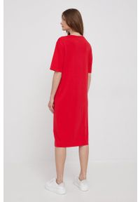 Armani Exchange sukienka bawełniana kolor czerwony mini oversize. Kolor: czerwony. Materiał: bawełna. Długość rękawa: krótki rękaw. Typ sukienki: oversize. Długość: mini