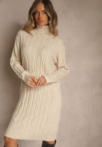 Renee - Jasnobeżowa Prążkowana Sukienka z Golfem z Dzianiny z Wełną Essandra. Okazja: na co dzień. Typ kołnierza: golf. Kolor: beżowy. Materiał: wełna, prążkowany, dzianina. Typ sukienki: proste. Styl: casual #4