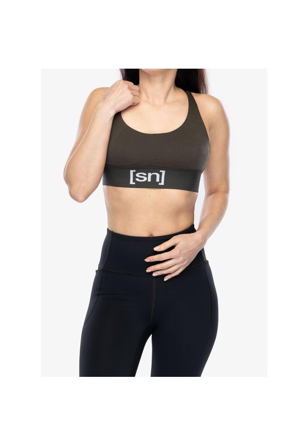 SUPER.NATURAL - Stanik sportowy Super.natural Super Top. Kolor: zielony. Sport: fitness