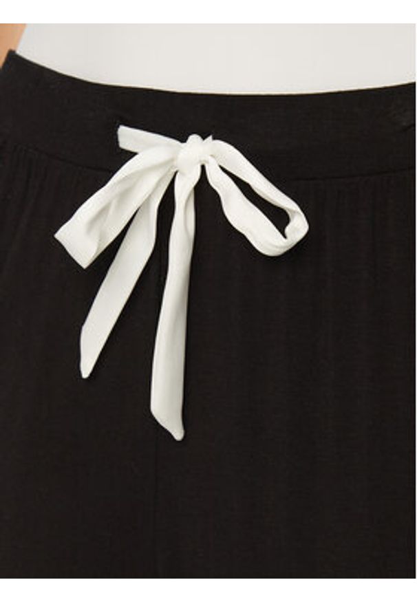Hunkemöller Spodnie piżamowe Essential 201759 Czarny Regular Fit. Kolor: czarny. Materiał: wiskoza