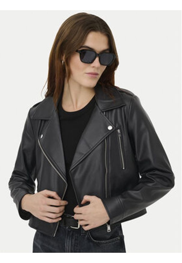 only - ONLY Kurtka z imitacji skóry Carmen 15361396 Czarny Regular Fit. Typ kołnierza: typu carmen. Kolor: czarny. Materiał: skóra