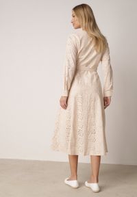 Born2be - Beżowa Bawełniana Sukienka z Ażurowym Wzorem i Paskiem Noviellea. Okazja: na co dzień. Kolor: beżowy. Materiał: bawełna. Wzór: ażurowy. Styl: casual, elegancki, klasyczny #2