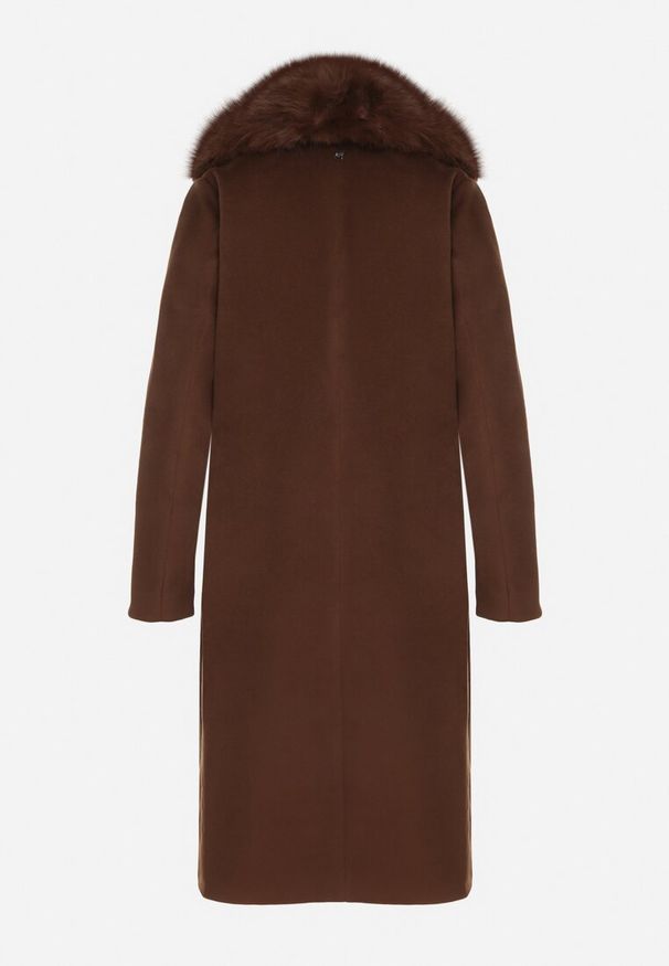 Born2be - Brązowy Płaszcz Ozdobiony Odpinanym Futerkiem Lianossa. Okazja: na co dzień. Kolor: brązowy. Materiał: futro. Wzór: aplikacja. Styl: klasyczny, casual
