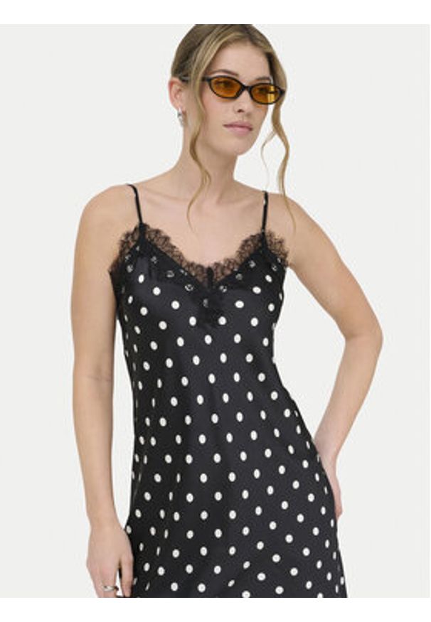 only - ONLY Sukienka codzienna Bella 15380521 Czarny Regular Fit. Okazja: na co dzień. Kolor: czarny. Materiał: syntetyk. Typ sukienki: proste. Styl: casual