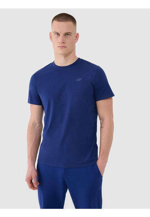 4f - 4F T-shirt regular gładki męski - granatowy M. Okazja: na co dzień. Kolor: niebieski. Materiał: bawełna, dzianina, jersey. Długość rękawa: krótki rękaw. Długość: krótkie. Wzór: gładki. Styl: klasyczny, casual, sportowy