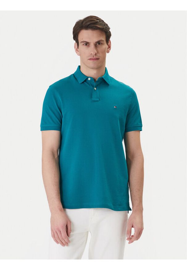 TOMMY HILFIGER - Tommy Hilfiger Polo 1985 MW0MW17770 Zielony Regular Fit. Typ kołnierza: polo. Kolor: zielony. Materiał: bawełna