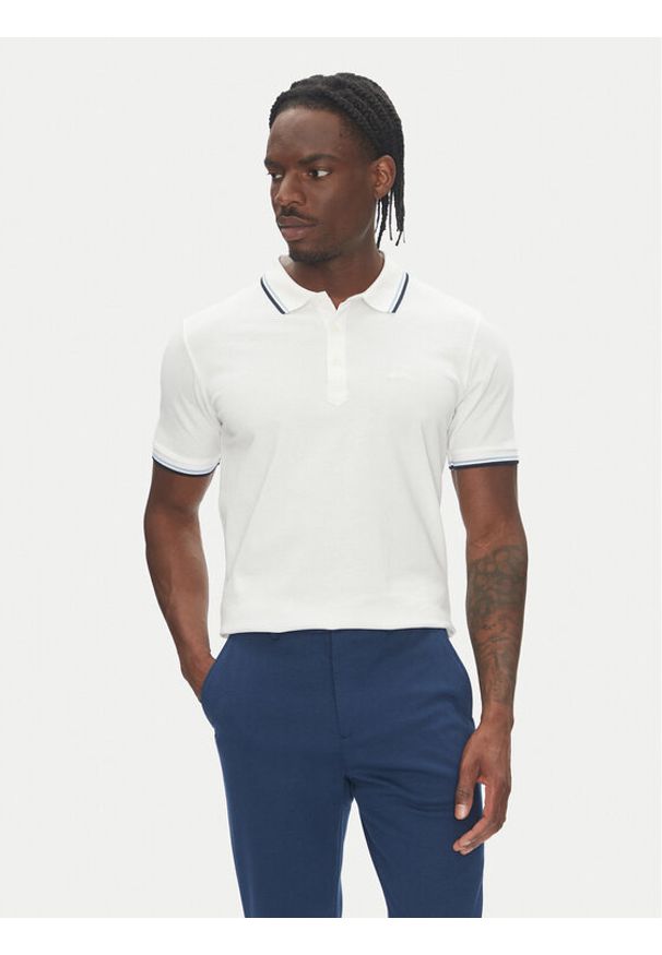 Lindbergh Polo 30-404010 Biały Relaxed Fit. Typ kołnierza: polo. Kolor: biały. Materiał: bawełna