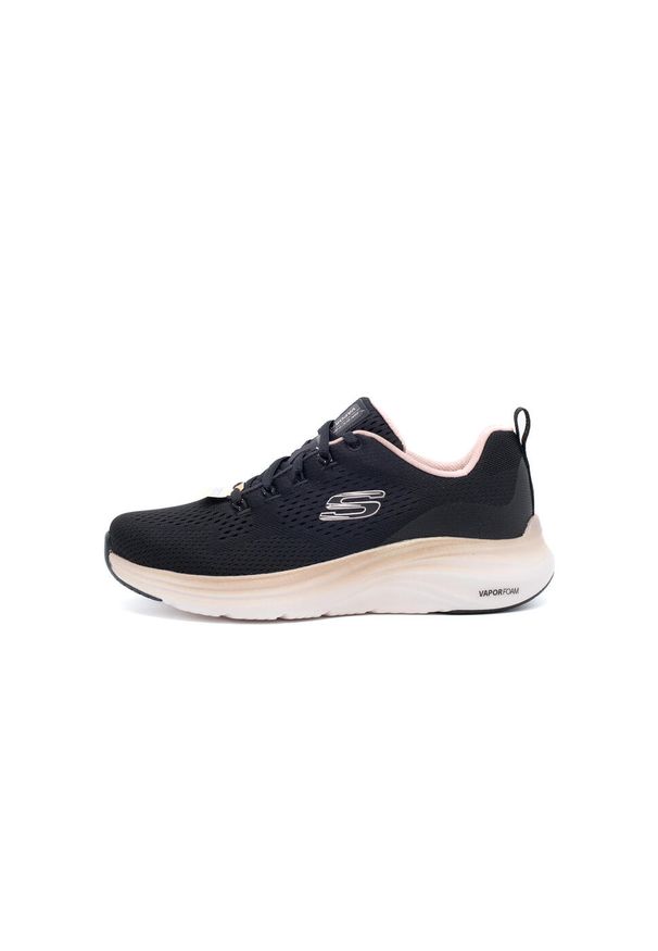 skechers - Tenisówki Skechers Model 150025s Kolor Czarny. Zapięcie: sznurówki. Kolor: czarny, różowy, wielokolorowy. Materiał: syntetyk, tkanina, materiał. Szerokość cholewki: normalna. Model: Skechers Sport. Sport: turystyka piesza