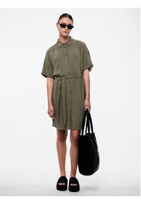 Pieces Sukienka koszulowa 17132920 Zielony Regular Fit. Kolor: zielony. Materiał: wiskoza. Typ sukienki: koszulowe #3