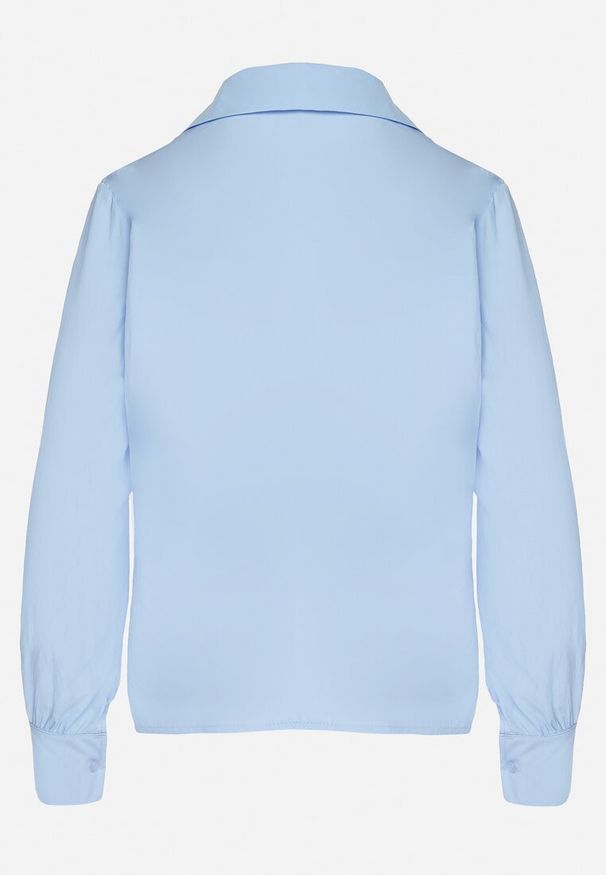 Born2be - Jasnoniebieska Koszula z Wiskozą i Koronkowymi Wstawkami Tenaraia. Okazja: na co dzień. Kolor: niebieski. Materiał: wiskoza, koronka. Styl: elegancki, casual, klasyczny