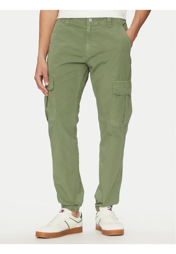 Tommy Jeans Joggery Ryan DM0DM20284 Zielony Regular Fit. Kolor: zielony. Materiał: bawełna