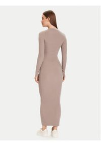 Guess Sukienka dzianinowa V5BK02 Z3JD2 Różowy Slim Fit. Kolor: różowy. Materiał: syntetyk #4
