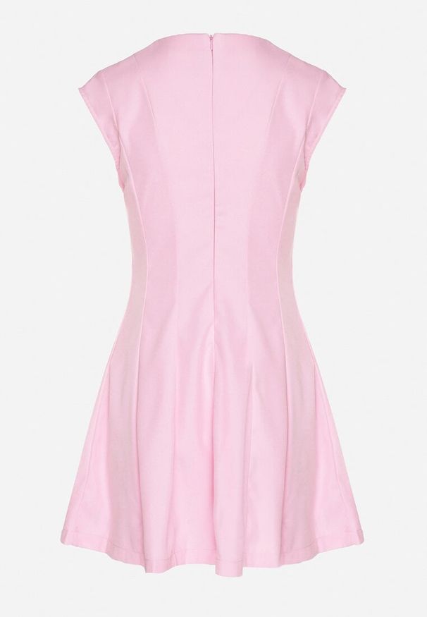Born2be - Różowa Rozkloszowana Sukienka o Taliowanym Kroju Ellaira. Okazja: na co dzień. Kolor: różowy. Wzór: kolorowy. Styl: casual, elegancki