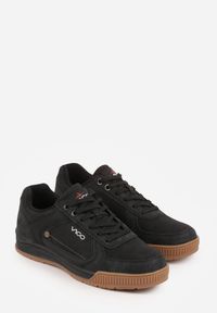 Born2be - Czarne Buty Sportowe Sneakersy z Tłoczeniem i Napisem Kassonia. Okazja: na co dzień. Kolor: czarny. Materiał: jeans. Wzór: napisy #6