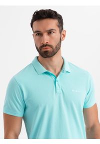 Ombre Clothing - Polo koszulka z bawełnianej dzianiny pique – błękitna V2 - Rozmiar: S. Okazja: na co dzień. Typ kołnierza: polo. Kolor: niebieski. Materiał: bawełna, dzianina. Długość rękawa: krótki rękaw. Długość: krótkie. Wzór: haft. Styl: casual, elegancki #7