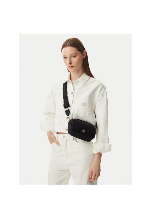 TOMMY HILFIGER - Torebka Tommy Hilfiger. Kolor: czarny
