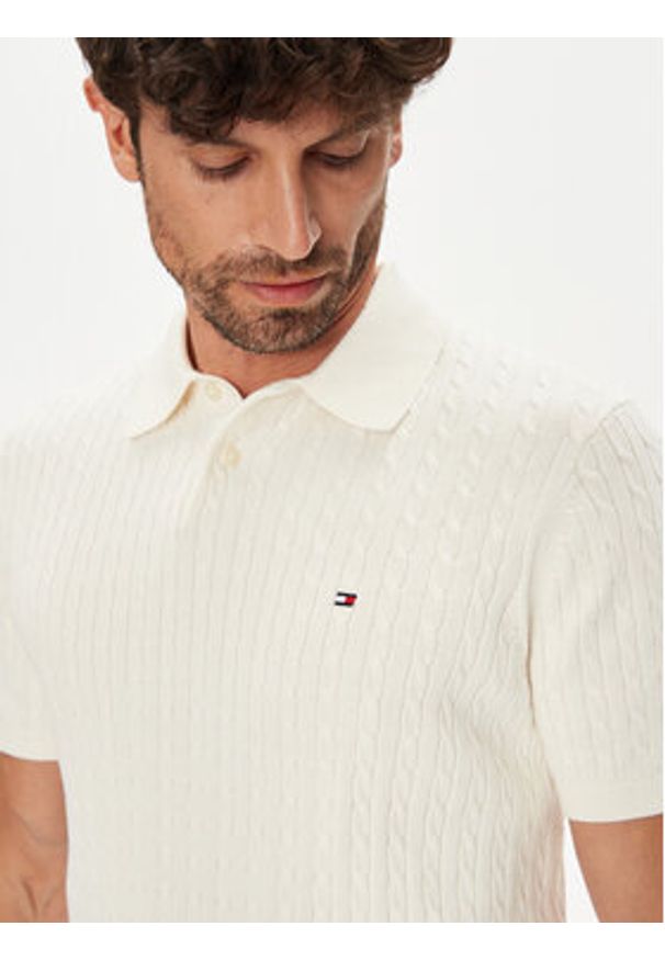 TOMMY HILFIGER - Tommy Hilfiger Polo MW0MW40701 Beżowy Regular Fit. Typ kołnierza: polo. Kolor: beżowy. Materiał: bawełna