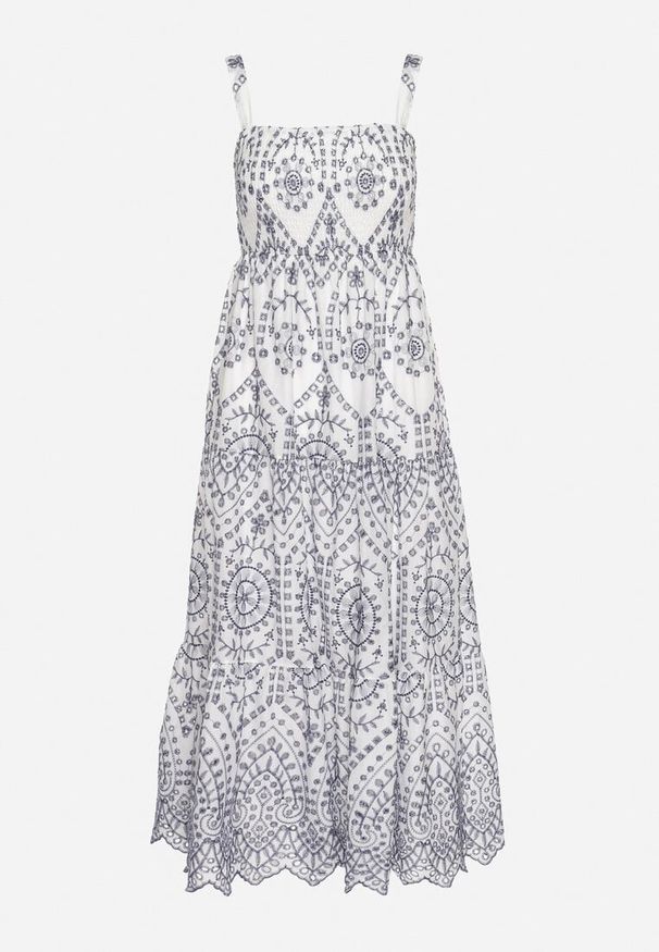 Born2be - Granatowo-Biała Bawełniana Sukienka Ozdobiona Haftem Sadonique. Okazja: na co dzień. Kolor: niebieski. Materiał: bawełna. Długość rękawa: na ramiączkach. Wzór: aplikacja, haft. Styl: elegancki, casual