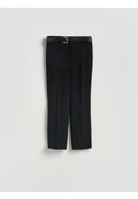 Reserved - Spodnie z paskiem - czarny. Kolor: czarny. Materiał: wiskoza, tkanina #1