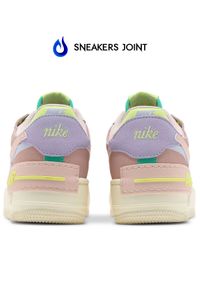 Nike - NIKE - Sneakersy Air Force 1 Shadow Cashmere. Wysokość cholewki: przed kostkę. Kolor: biały. Materiał: guma. Szerokość cholewki: normalna. Wzór: kolorowy. Model: Nike Air Force #4