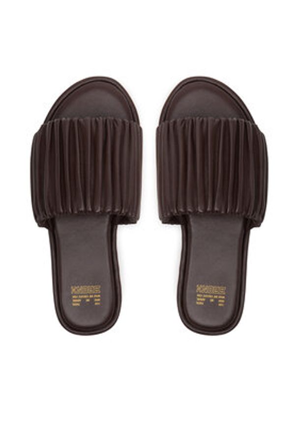 Bronx Klapki Delan-Y 85046-D Brązowy. Kolor: brązowy. Materiał: skóra