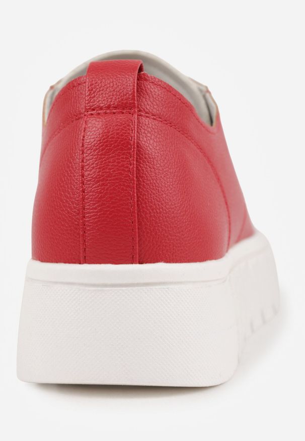 Born2be - Czerwone Sznurowane Sneakersy Vices na Płaskiej Podeszwie Firori. Zapięcie: sznurówki. Kolor: czerwony. Materiał: jeans. Wzór: aplikacja, jednolity. Obcas: na płaskiej podeszwie