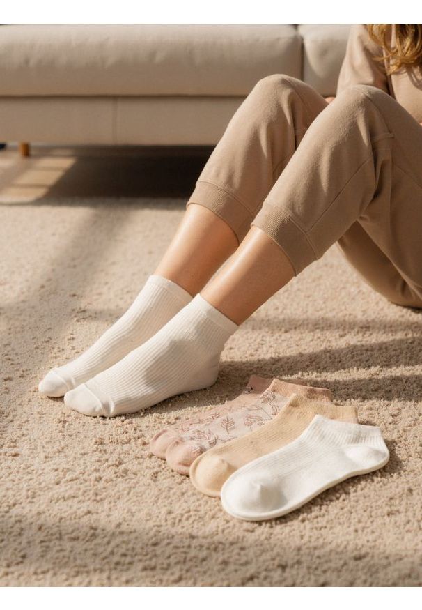 Sinsay - Prążkowane skarpetki 5 pack - wielobarwny. Materiał: prążkowany