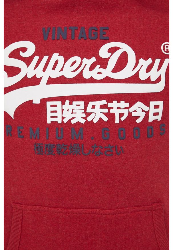Superdry bluza męska kolor czerwony z kapturem z aplikacją. Okazja: na co dzień. Typ kołnierza: kaptur. Kolor: czerwony. Materiał: dzianina. Wzór: aplikacja. Styl: casual