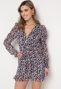 Born2be - Czarno-Różowa Dopasowana Sukienka Mini z Marszczeniami i Bufiastymi Rękawami Cirela. Kolor: czarny. Styl: wizytowy. Długość: mini #2