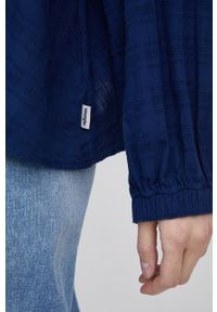 Wrangler koszula bawełniana damska kolor granatowy relaxed. Kolor: niebieski. Materiał: bawełna