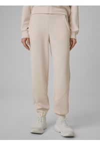 4f - 4F Spodnie dresowe z modalem joggery damskie - beżowe S. Stan: podwyższony. Kolor: beżowy. Materiał: dresówka. Długość: do kostek. Wzór: gładki #2