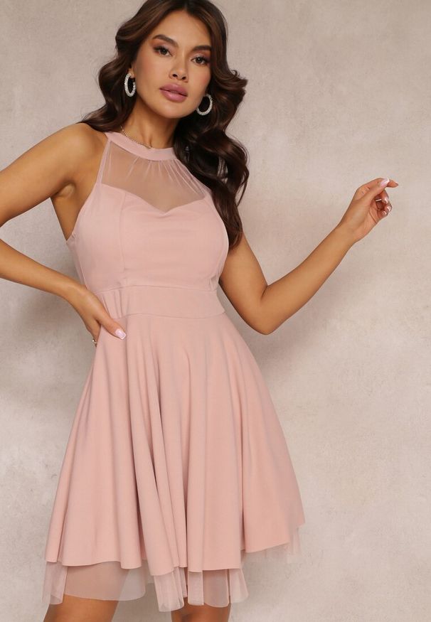 Renee - Różowa Sukienka Rozkloszowana z Tiulową Wstawką Leonela. Kolor: różowy. Materiał: tiul. Długość rękawa: bez rękawów. Typ sukienki: rozkloszowane. Długość: mini